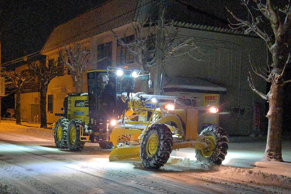 除雪| 有限会社新栄建設工業の施工事例