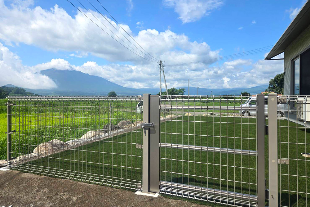 ドッグラン| 有限会社新栄建設工業の施工事例